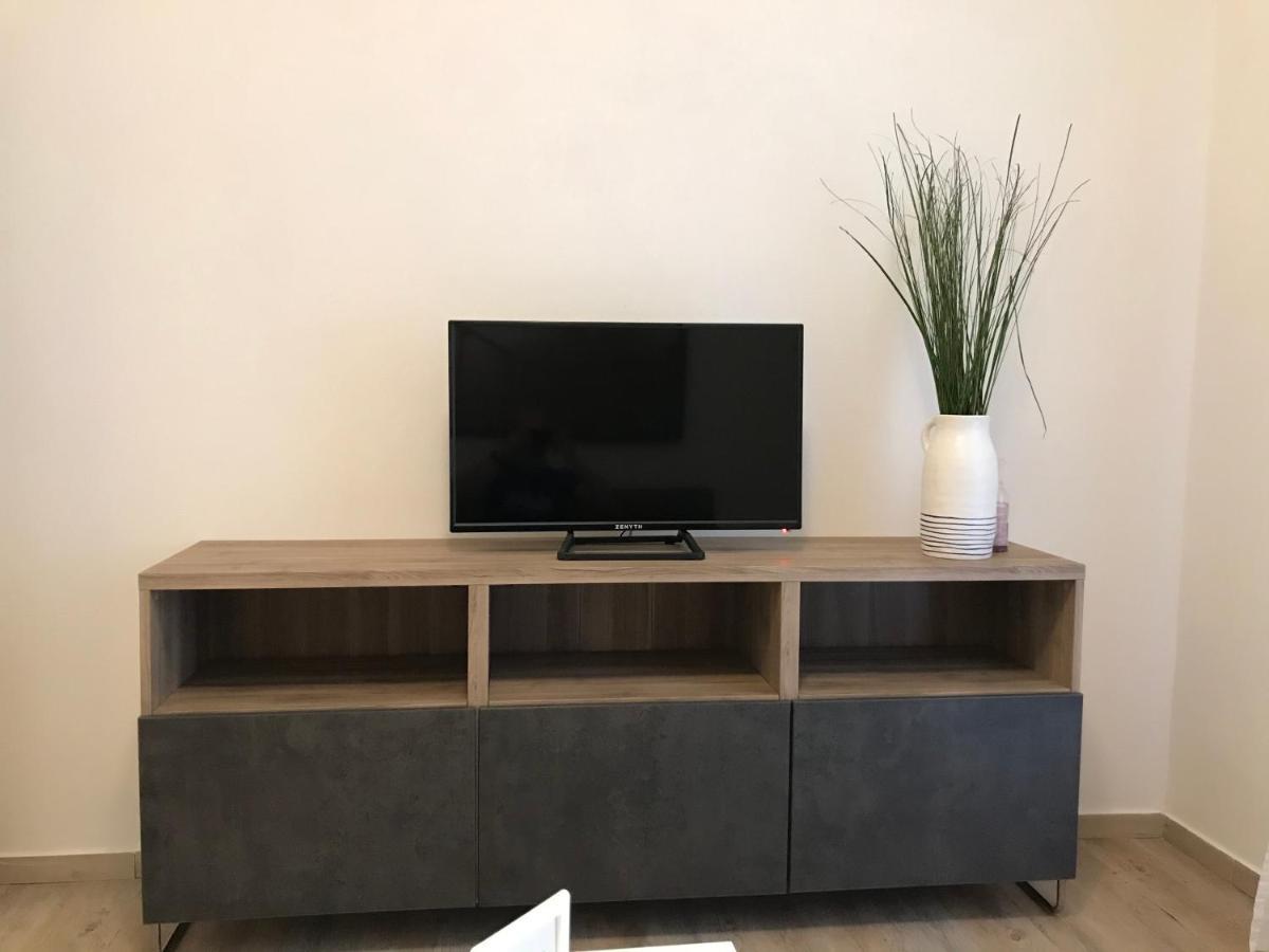Apartamento Domus Re Di Roma Exterior foto
